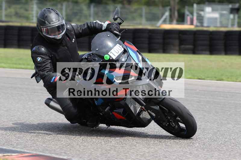 /41 06.08.2025 FREERIDE Training ADR/Gruppe M/100